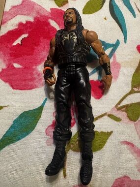 2013 Mattel WWE Basic Series Wrestlemania 32 Roman Reigns 7" Action Figure DXG47